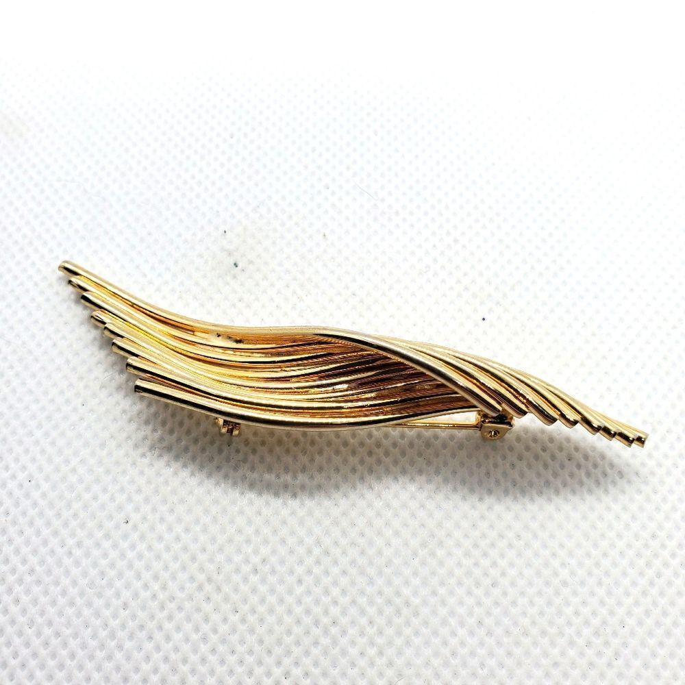 Vintage Gold Brooch